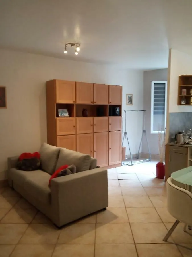 Grand Studio Tout Confort Flayosc 0*,  France